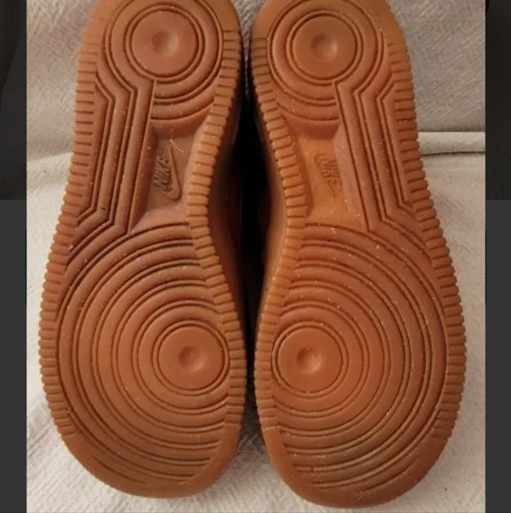 Air Jordan - Picture 4 of 4